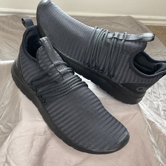Adidas Men’s Shoes. Size: 12 - Picture 3 of 10